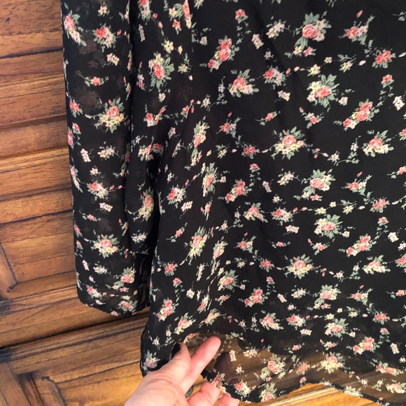 Floral print “crop top” - Picture 5 of 7